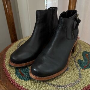 Clarks Black Ankle Booties Sleek and Stylish 1 3/4 “ heal